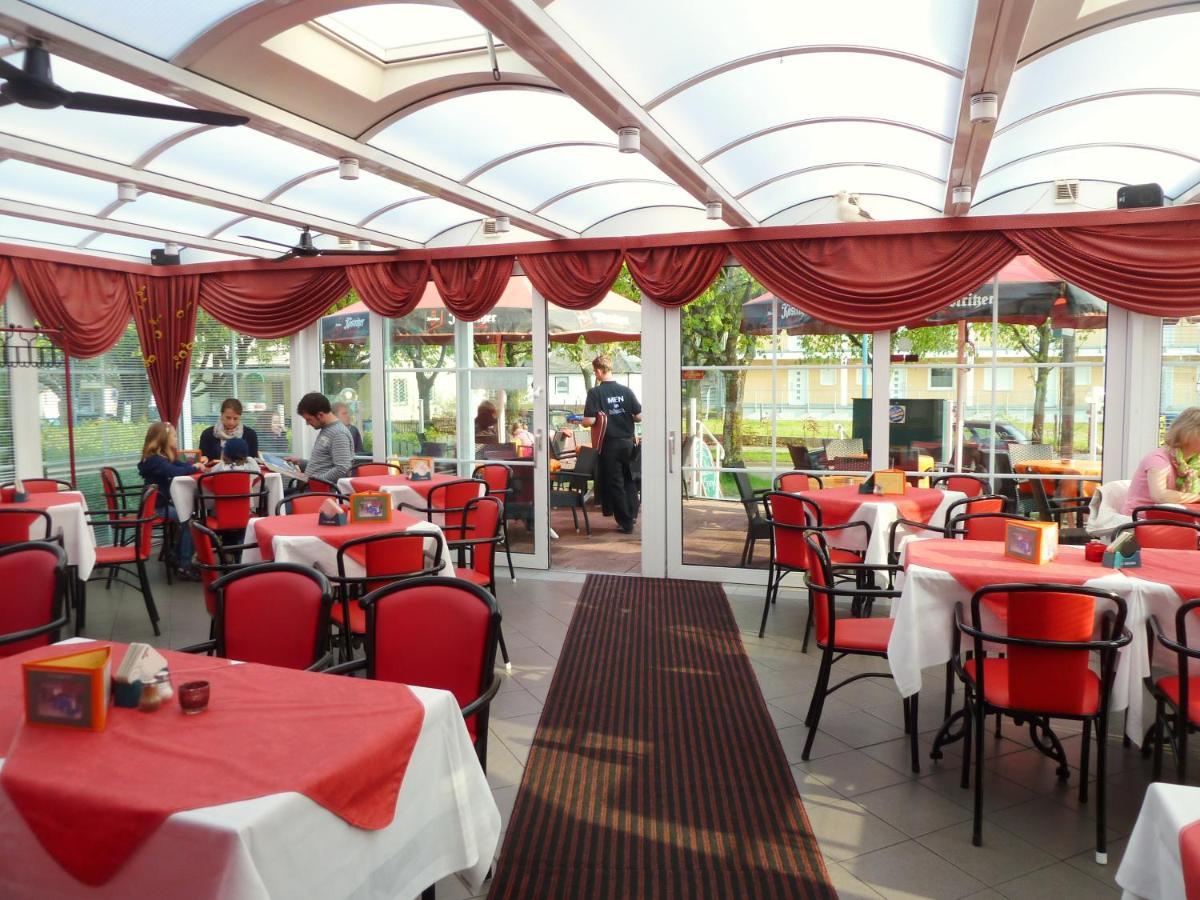 Strandhotel Villa Louisa & Appartementhaeuser Villa Josephine Und Villa Christine 줄리우스루 외부 사진